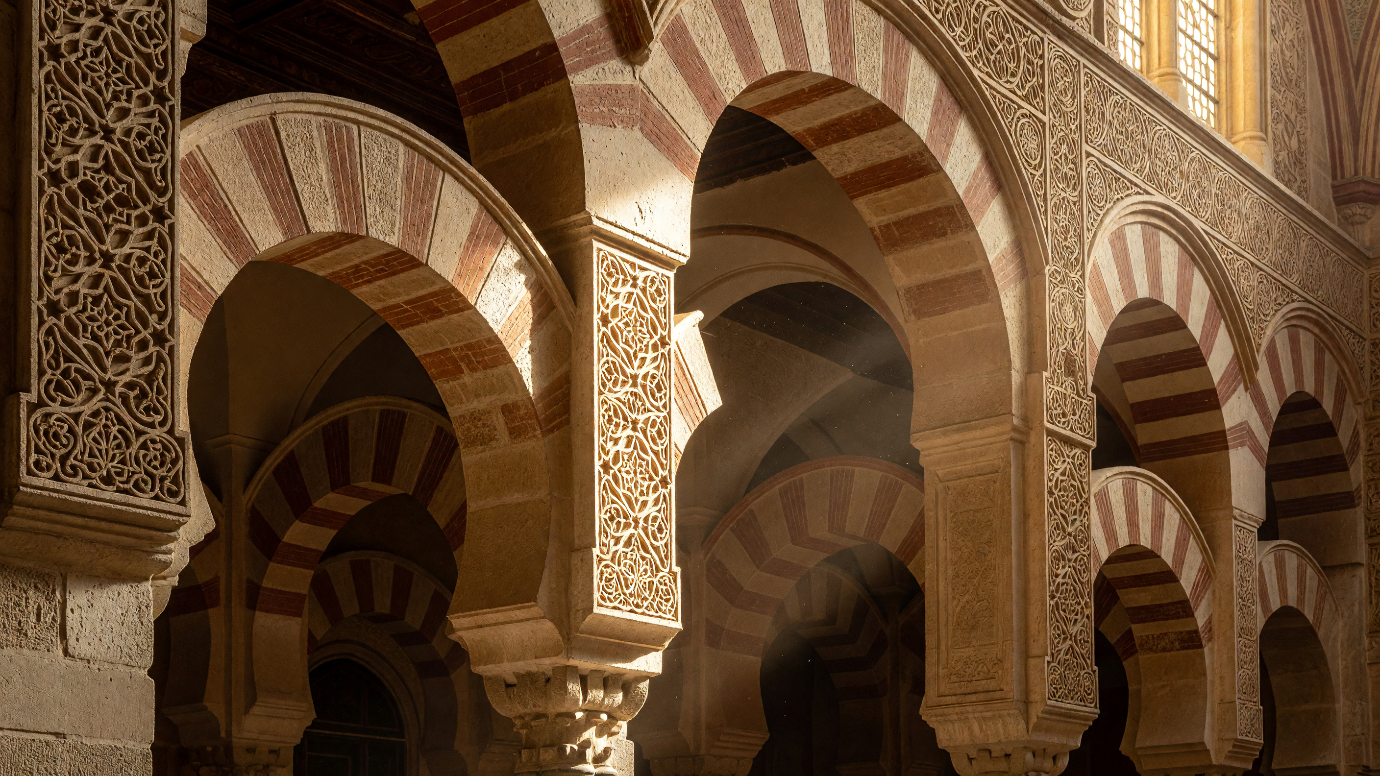 Interior de la Mezquita-Catedral de Córdoba